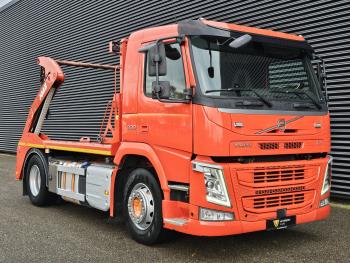 Volvo FM 330 / PORTAAL / ABSETZKIPPER